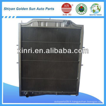 Radiateur auto en cuivre Steyr 0267 pour camion-camion à Hubei